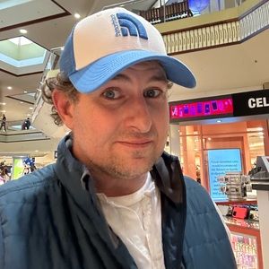 Meet your Posher, Todd